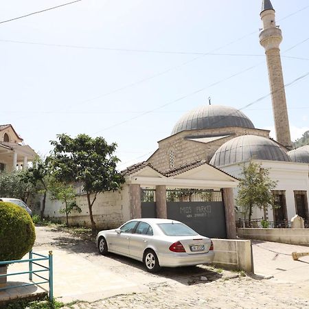 Guesthouse N&B Berat Kültér fotó